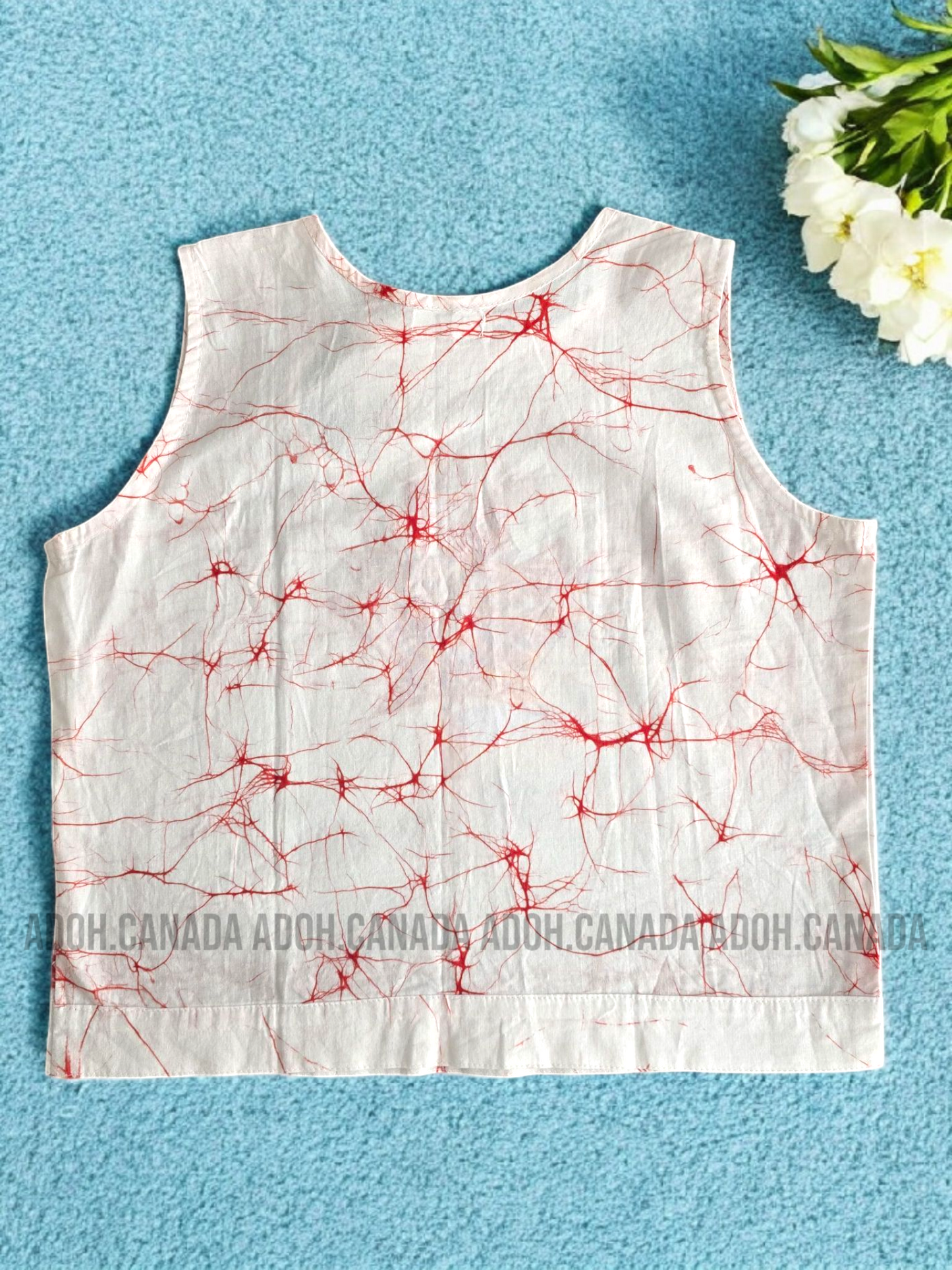 CC0078 - White Batik Crop Top with Red Maple Leaf design| Ceylon Batik | Hand Made | Summer Collection | Cotton Crop top | Summer wear