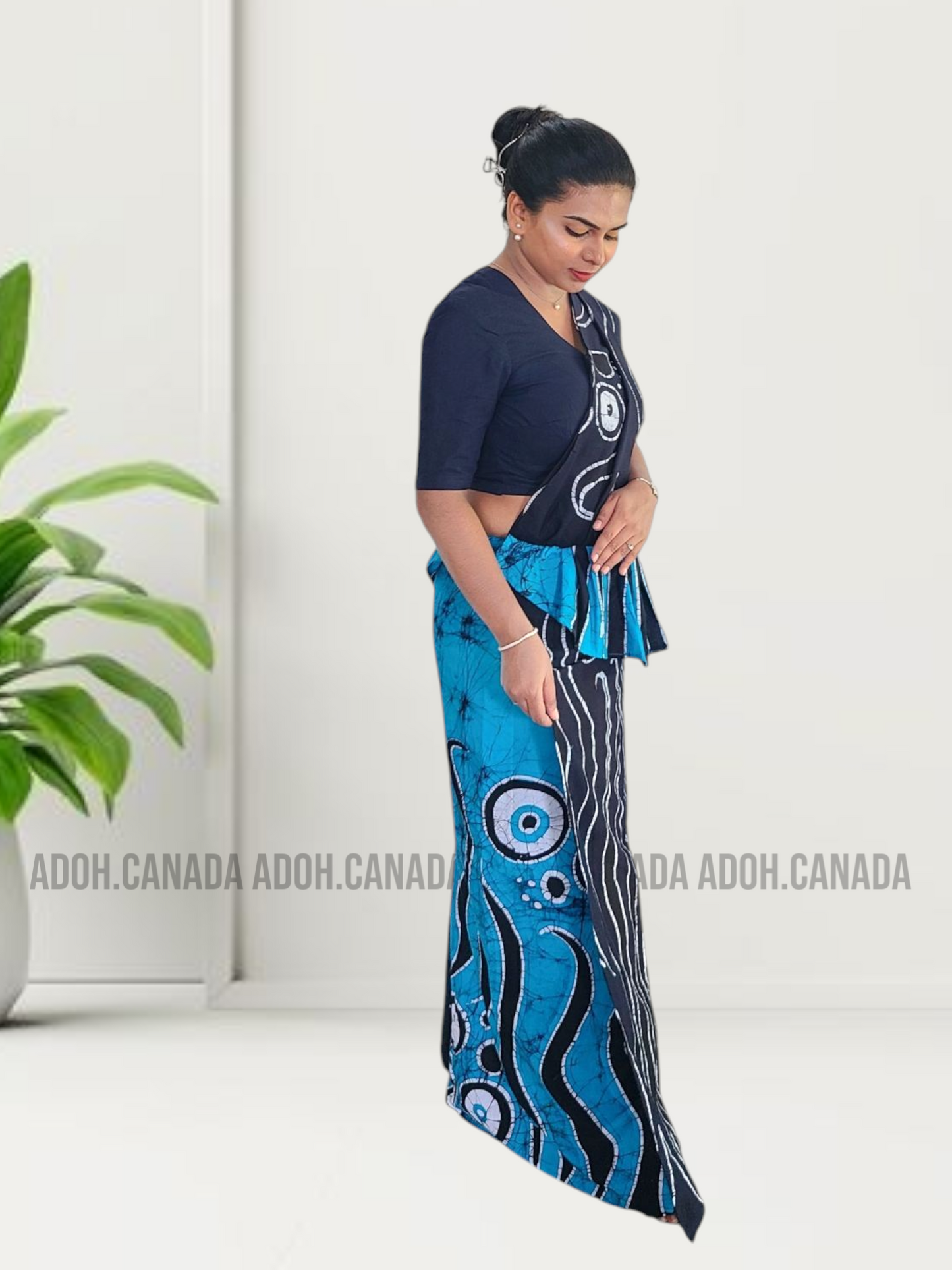 MU1350|Blue and Black designed Kandyan Made-up|Ceylon Batik| Cotton Kandyan Made-up Saree| Exclusive Designer Wear | Kandyan Made-up