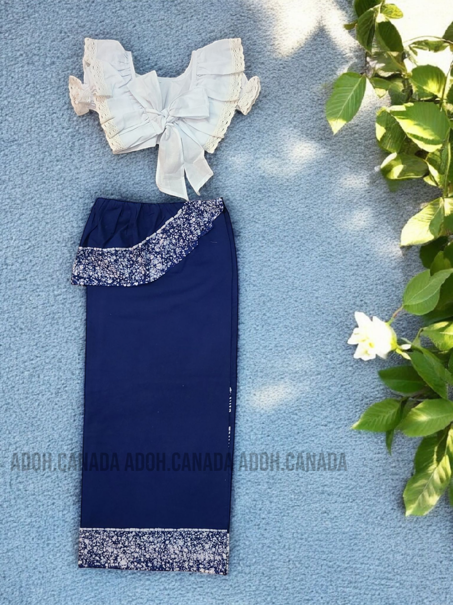 KG0015 - Blue color with white floral designed Lama Saree ( Kids Redda Hatte)| Ceylon Batik | Hand Made | Kids Collection | Summer Collection | Cotton Lama Saree | Kids Redda Hatte | Casual wear