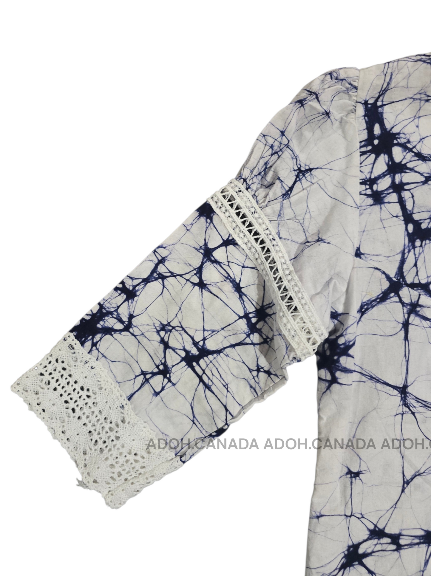 CC1496 - White Batik Crop Top with dark blue cracks design| Ceylon Batik | Hand Made | Summer Collection | Cotton Crop top | Summer wear