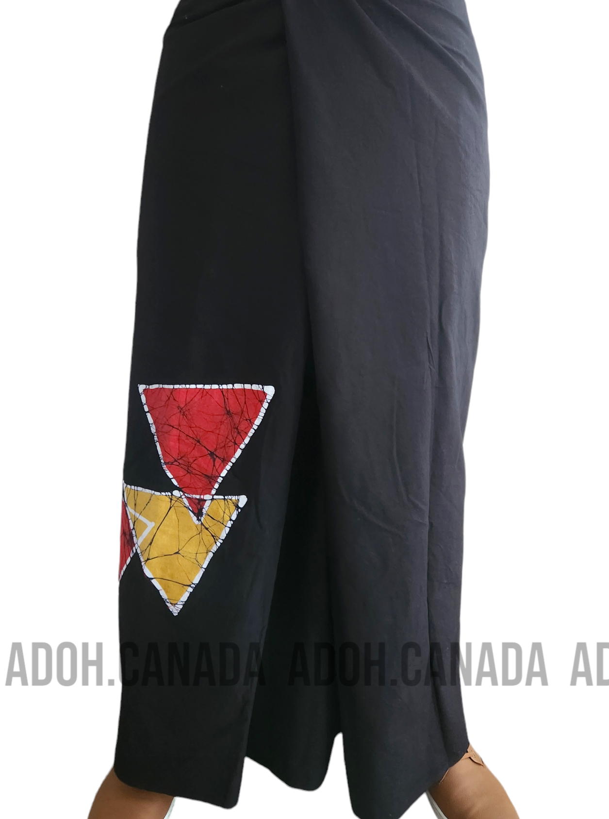 CSA0007 - Black Cotton Sarong | Ceylon Batik | Hand Made | Men's Collection | Cotton Sarong| Summer Wear | Party Wear