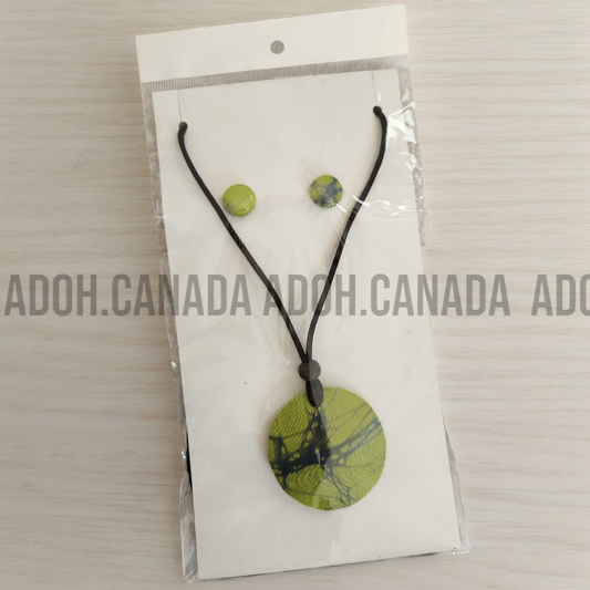 0009 - Apple green Batik Necklace with earrings