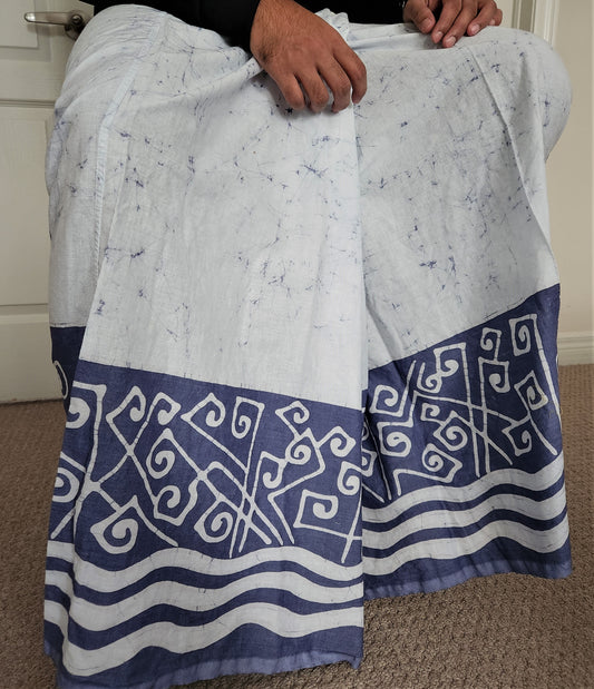 CSA0003 - White & Faded Purple Cotton Sarong | Ceylon Batik | Hand Made | Men's Collection | Cotton Sarong| Summer Wear