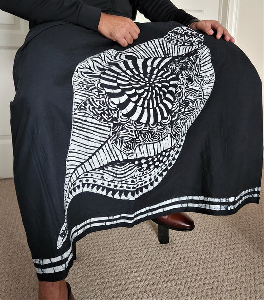 CSA0005 - Black Hakgediya Cotton Sarong | Ceylon Batik | Hand Made | Men's Collection | Cotton Sarong| Summer Wear | Party Wear