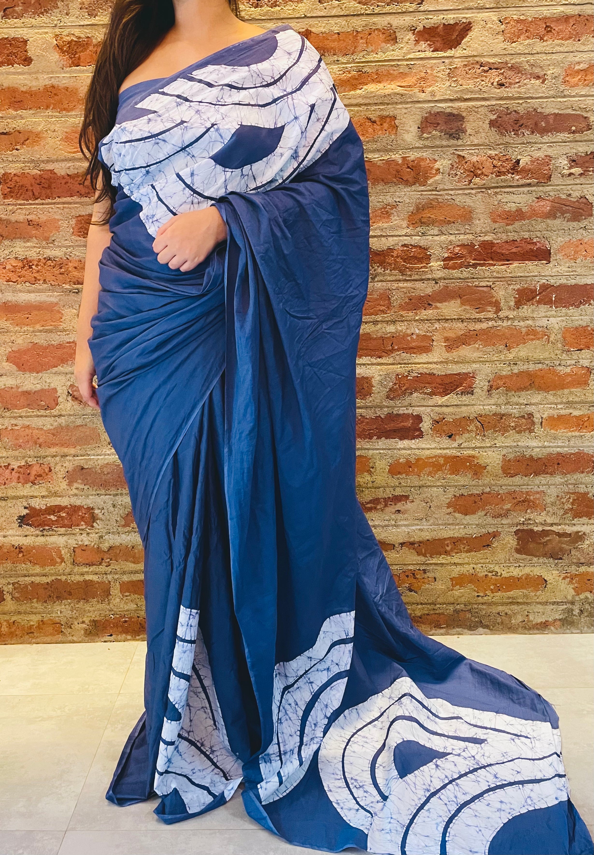 Adoh Raven Blue - SC0002 Ceylon Batik | Hand Made Saree | Exclusive Designe ...